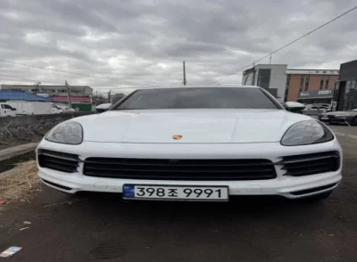 Porsche CAYENNE
