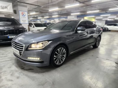 Hyundai Genesis
