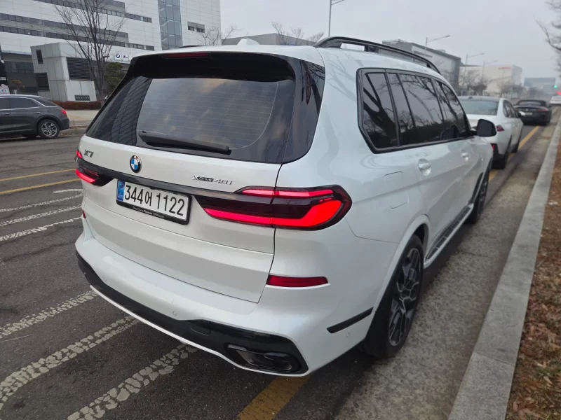 BMW X7