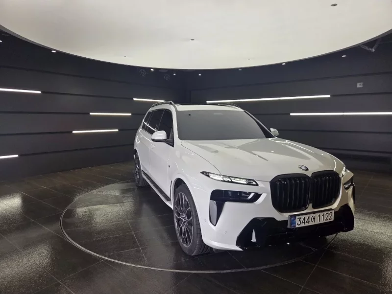 BMW X7