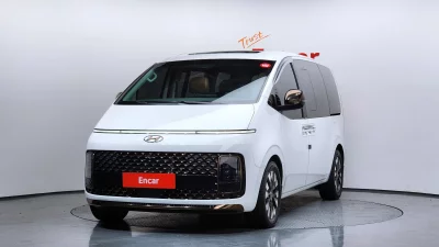 Hyundai Staria