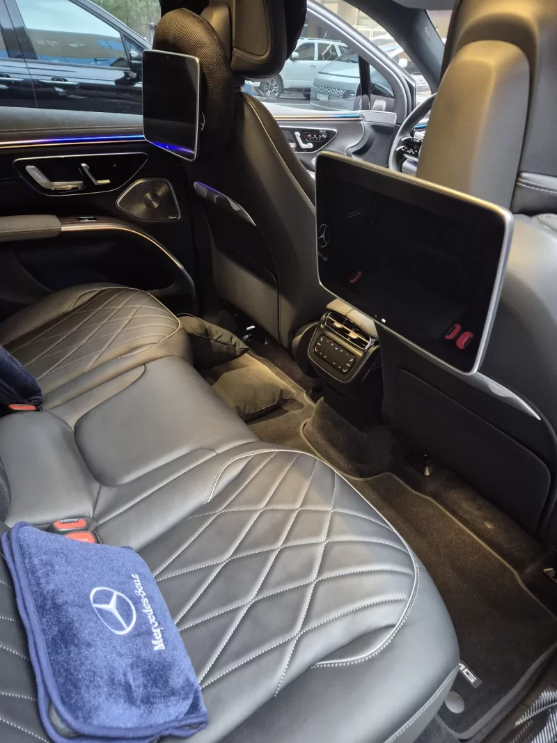 Mercedes-Benz EQS SUV