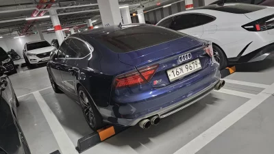 Audi S7