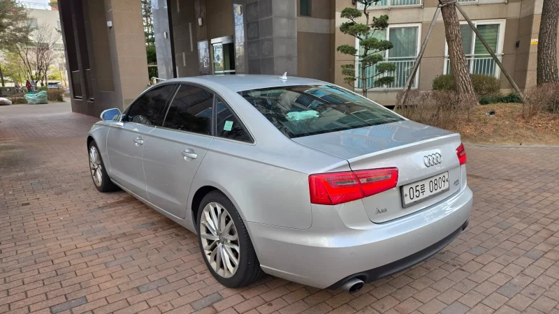 Audi A6