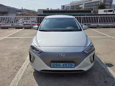 Hyundai Ioniq