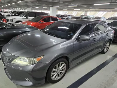 Lexus ES300h