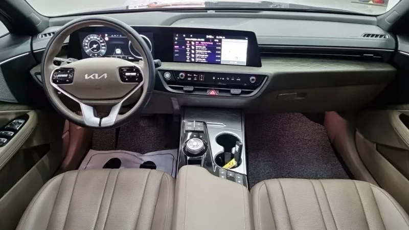 Kia K8