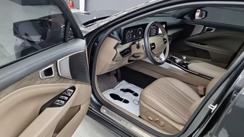 Kia K8