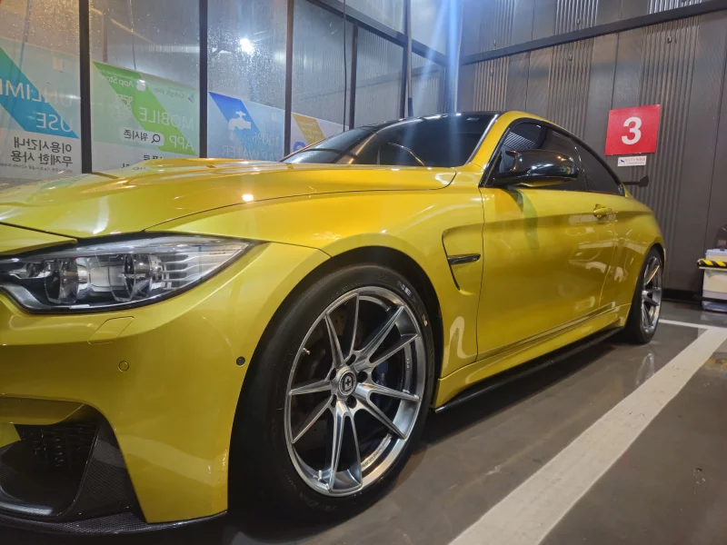 BMW M4