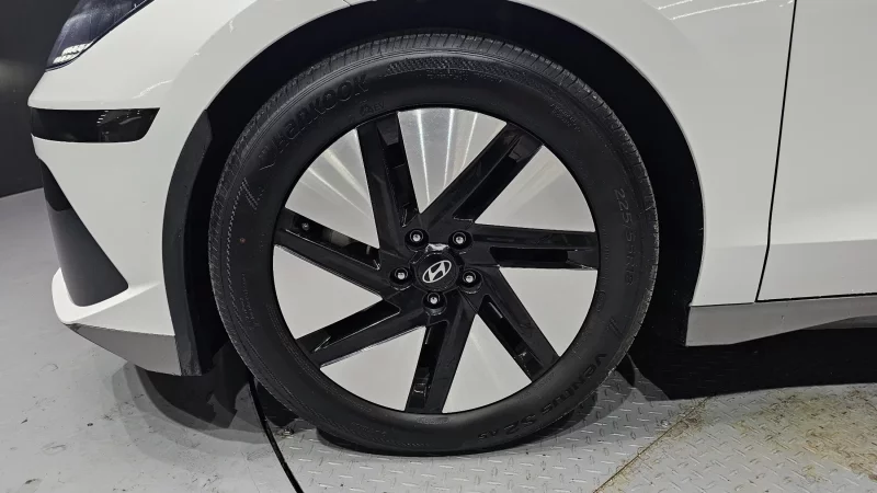 Hyundai Ioniq 6
