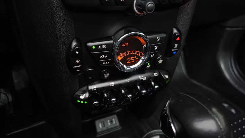 MINI Cooper Convertible