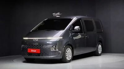 Hyundai Staria