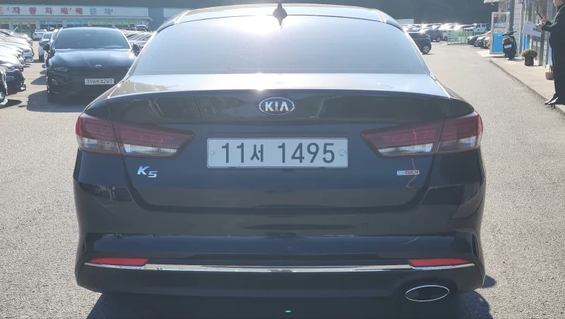 Kia K5
