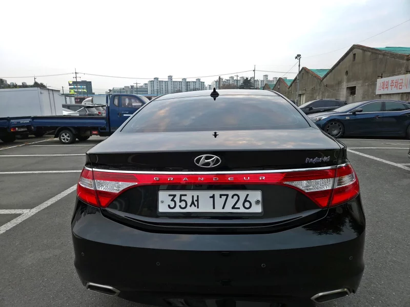 Hyundai Grandeur