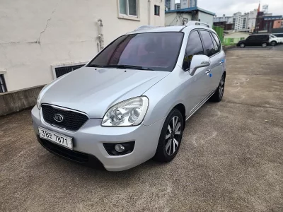 Kia Carens