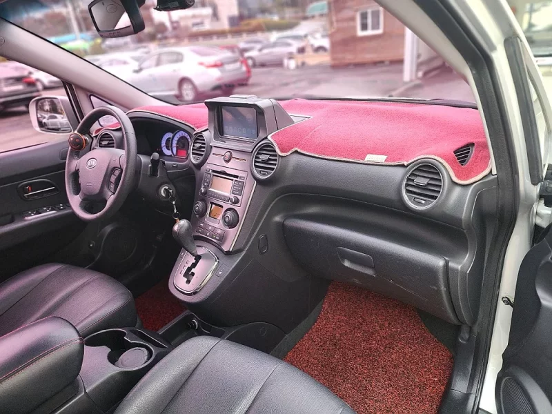 Kia Carens