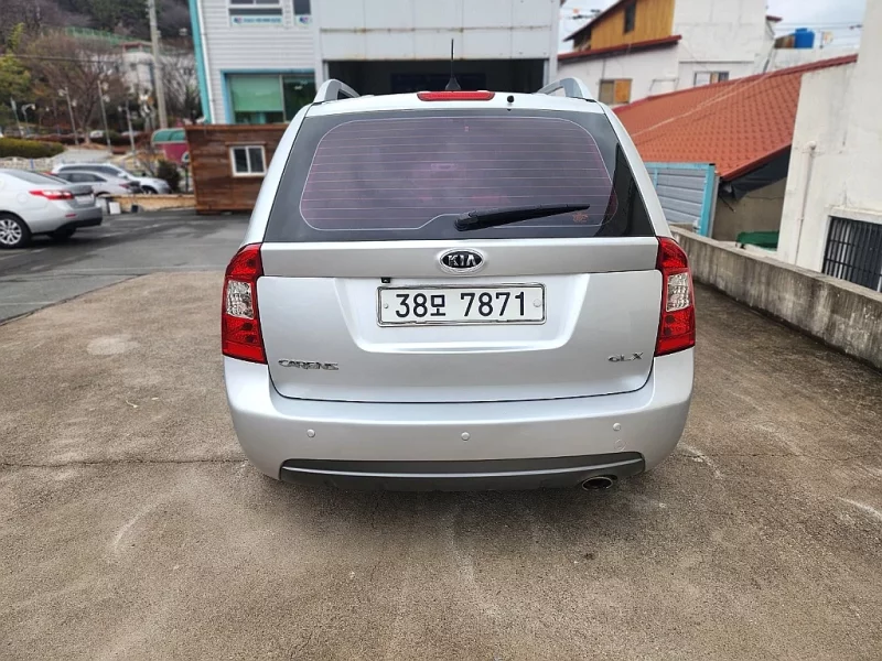 Kia Carens
