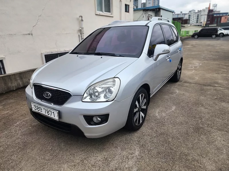 Kia Carens