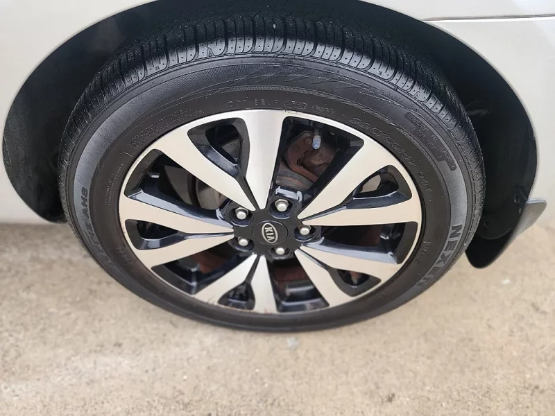 Kia Carens