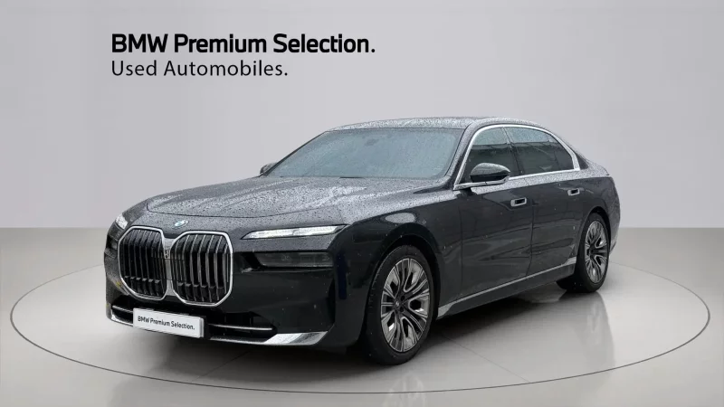 BMW 7-Series
