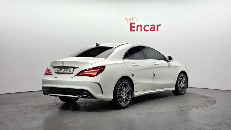 Mercedes-Benz CLA-Class