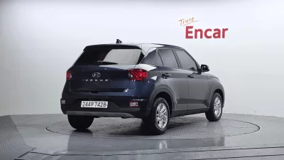 Hyundai Venue