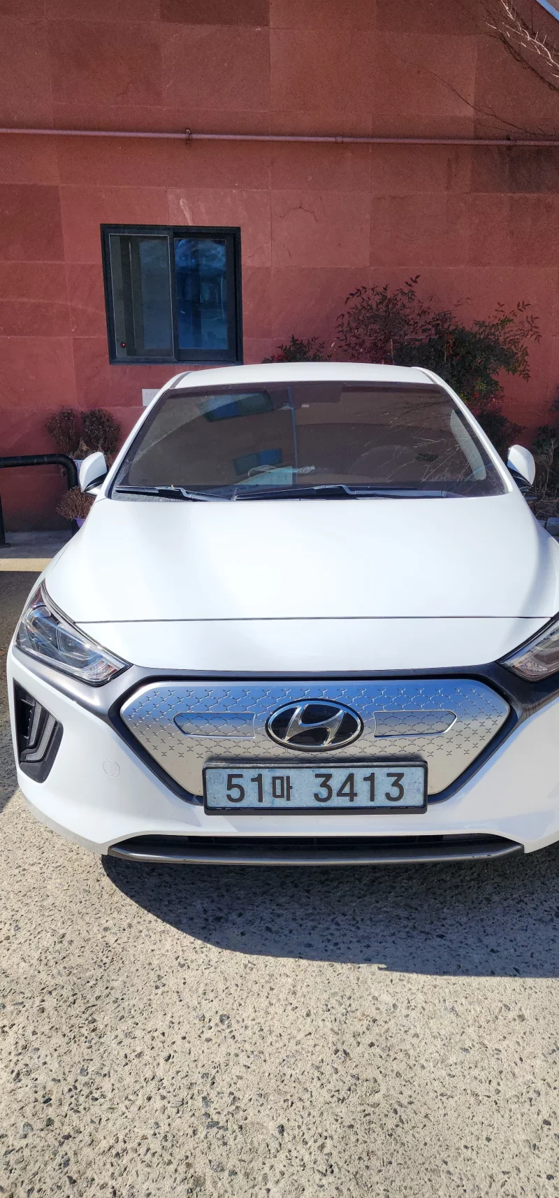 Hyundai Ioniq