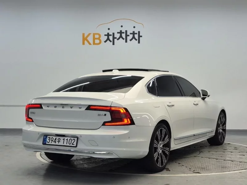 Volvo S90