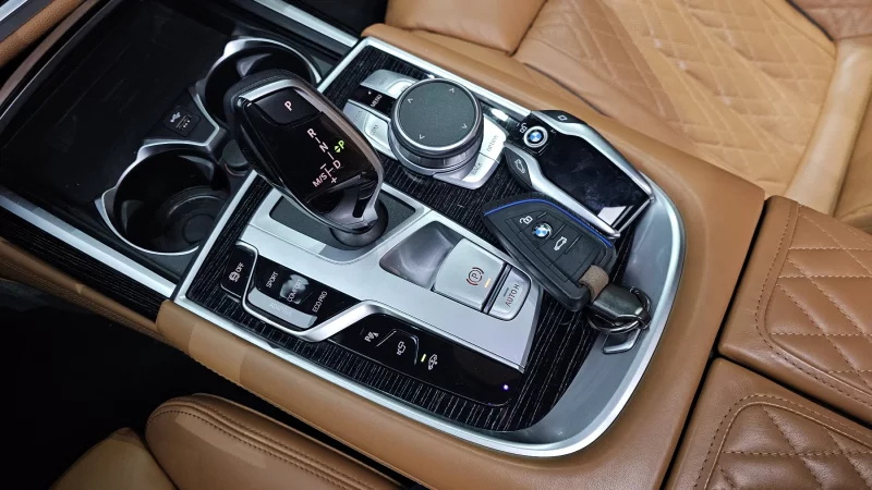 BMW 7-Series