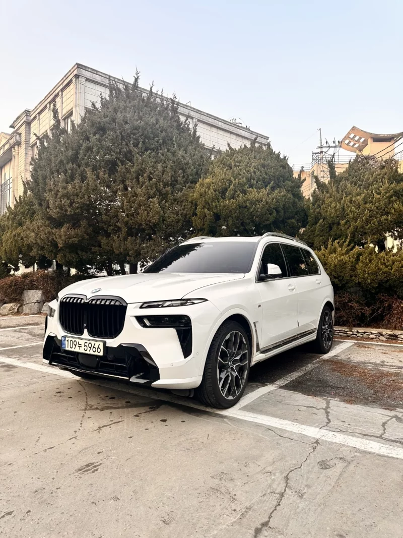 BMW X7