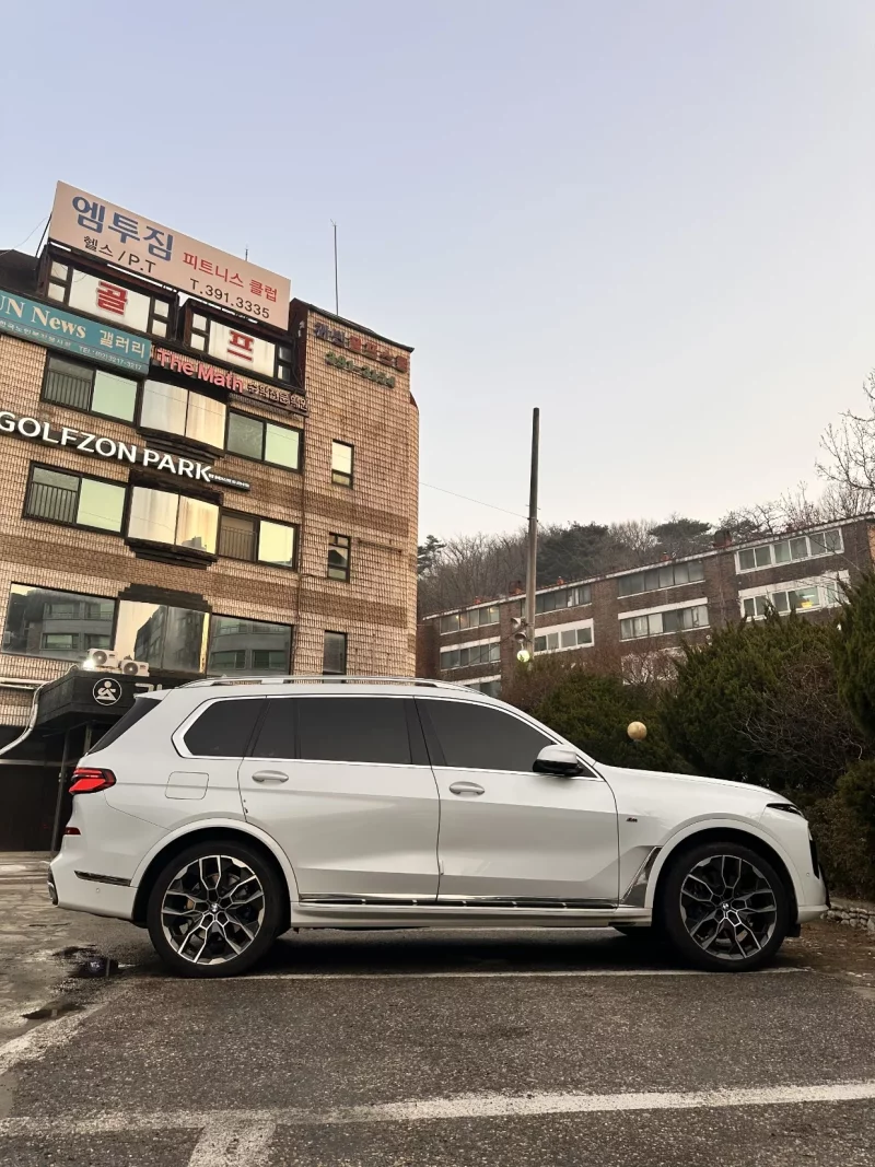 BMW X7