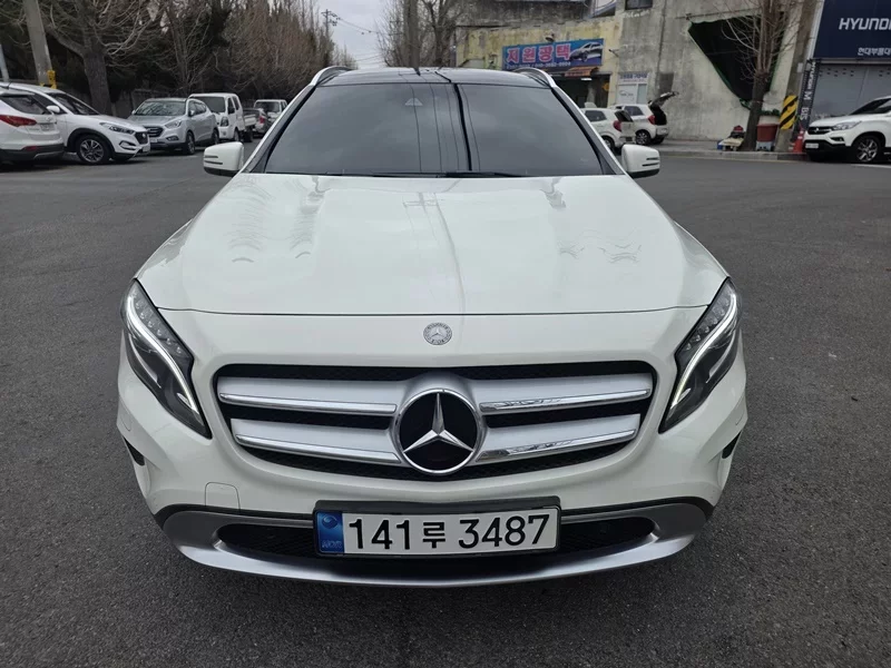 Mercedes-Benz GLA-Class