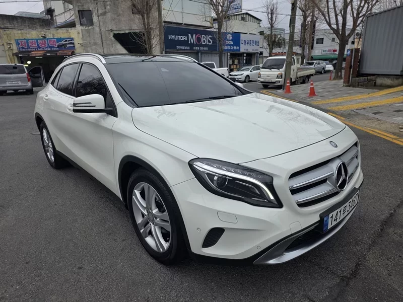 Mercedes-Benz GLA-Class
