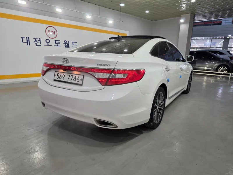 Hyundai Grandeur