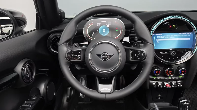 MINI Cooper Convertible