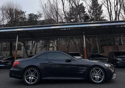 Mercedes-Benz SL-Class