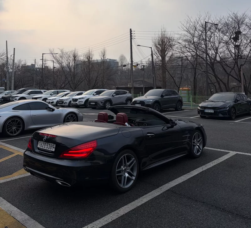Mercedes-Benz SL-Class