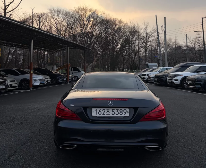 Mercedes-Benz SL-Class