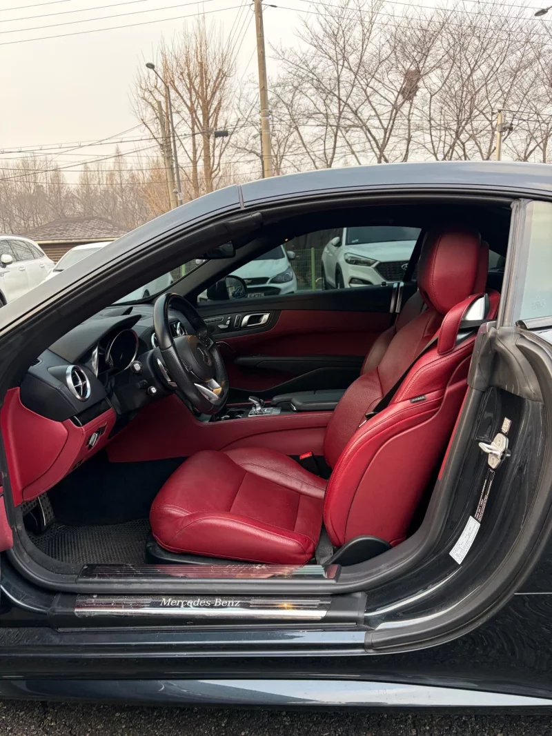 Mercedes-Benz SL-Class