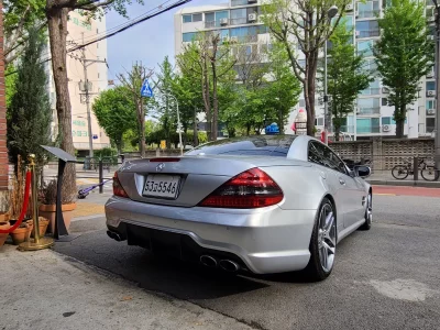 Mercedes-Benz SL-Class