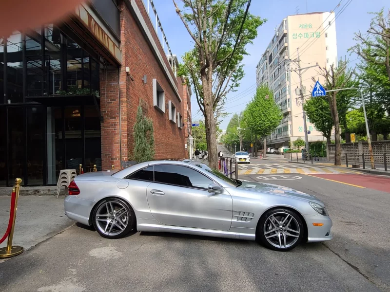 Mercedes-Benz SL-Class