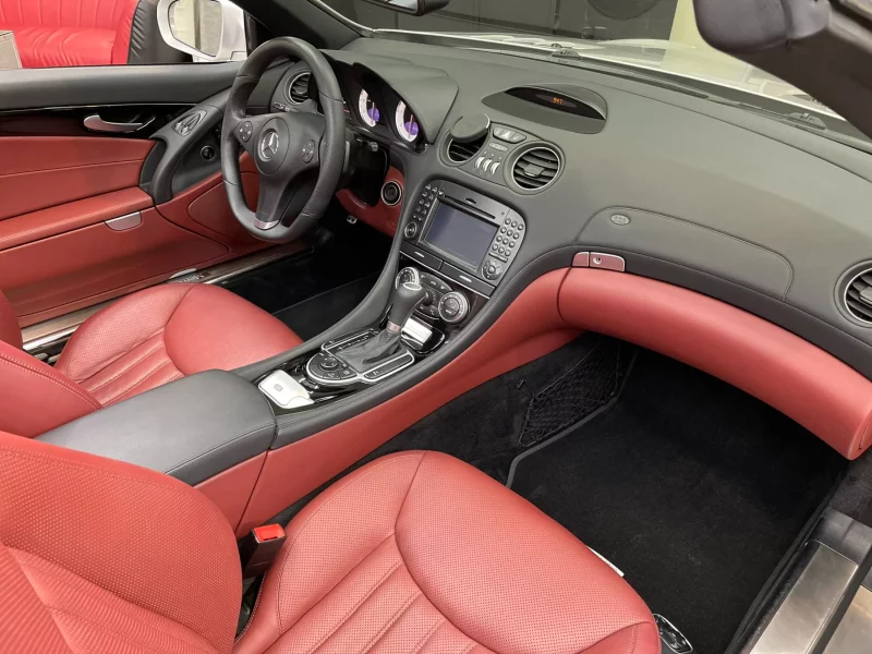 Mercedes-Benz SL-Class