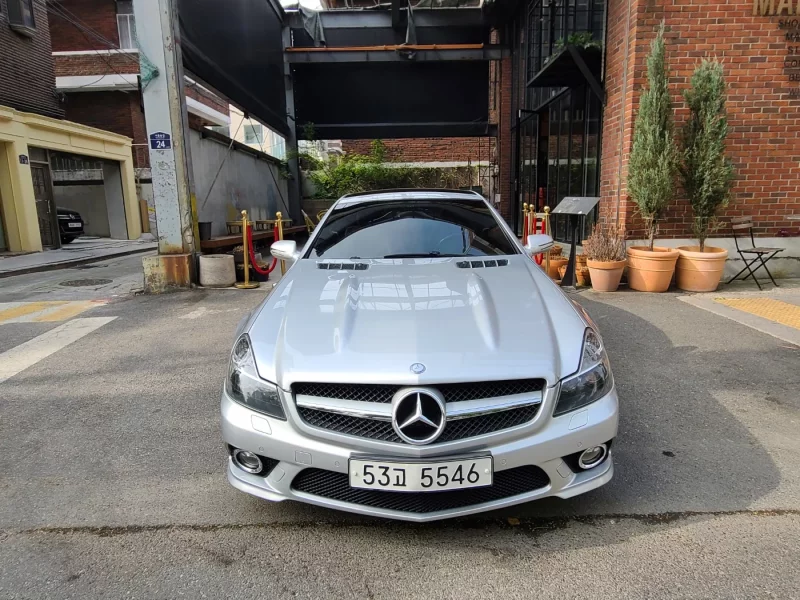 Mercedes-Benz SL-Class