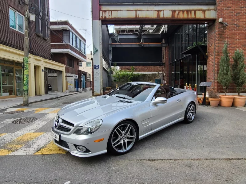 Mercedes-Benz SL-Class