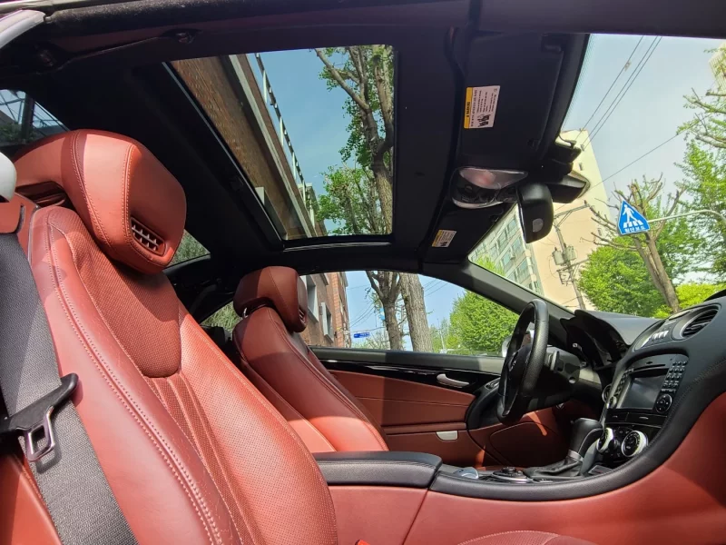 Mercedes-Benz SL-Class