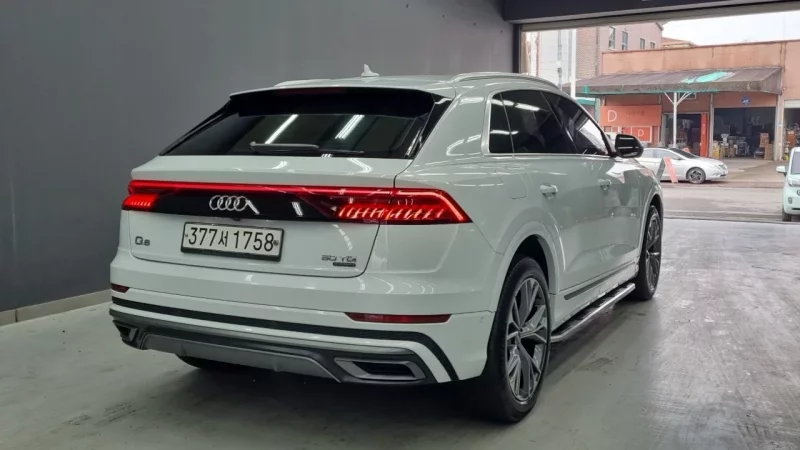 Audi Q8