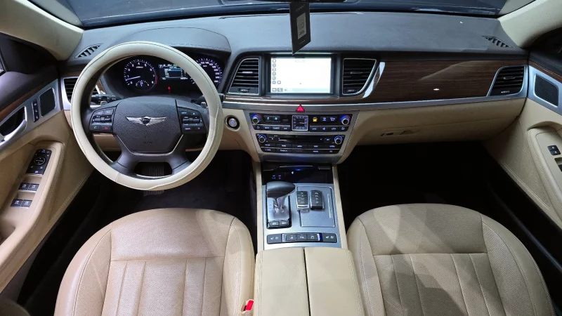 Genesis G80
