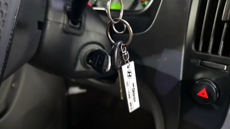Hyundai Starex