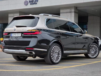 BMW X7