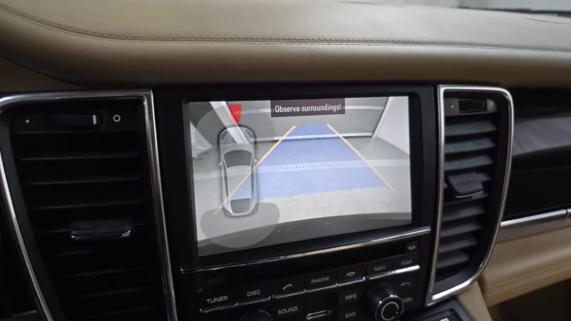 Porsche PANAMERA